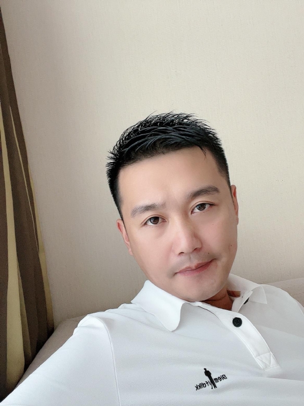 笑望人非的第一张照片--马尾相亲网
