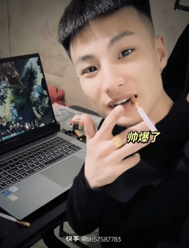 蔡徐坤的第一张照片--马尾相亲网