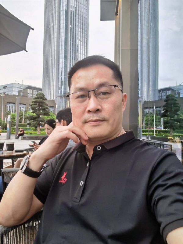 Allan的第二张照片--马尾相亲网