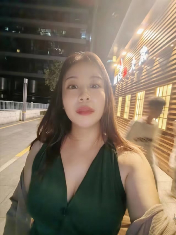 叶子青青的第四张照片--马尾相亲网