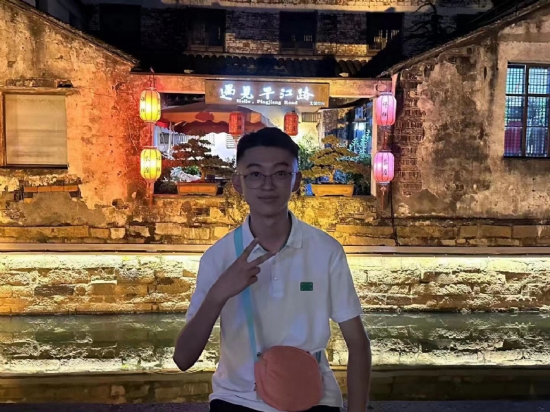 李四的第一张照片--马尾相亲网