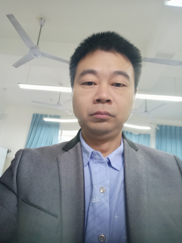 cyc的第二张照片--马尾相亲网