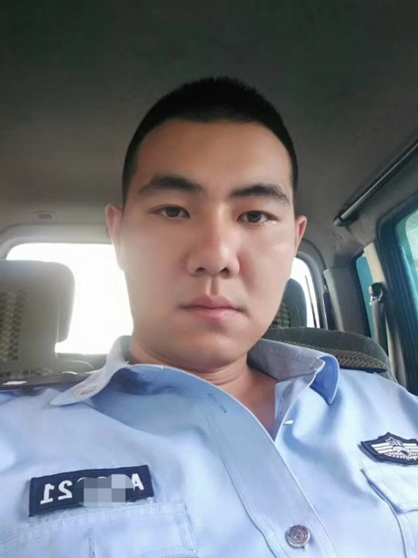 如果不爱请别伤害的第一张照片--马尾相亲网