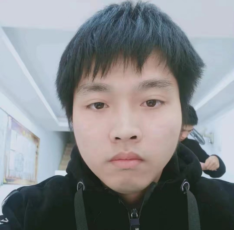 无奋斗不清春的第一张照片--马尾相亲网