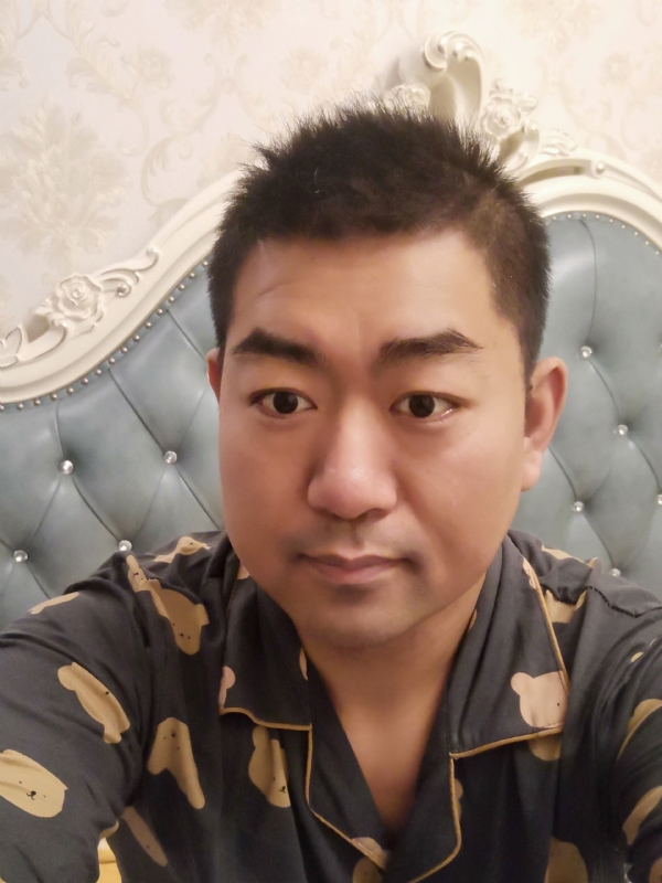 曾经的第一张照片--马尾相亲网