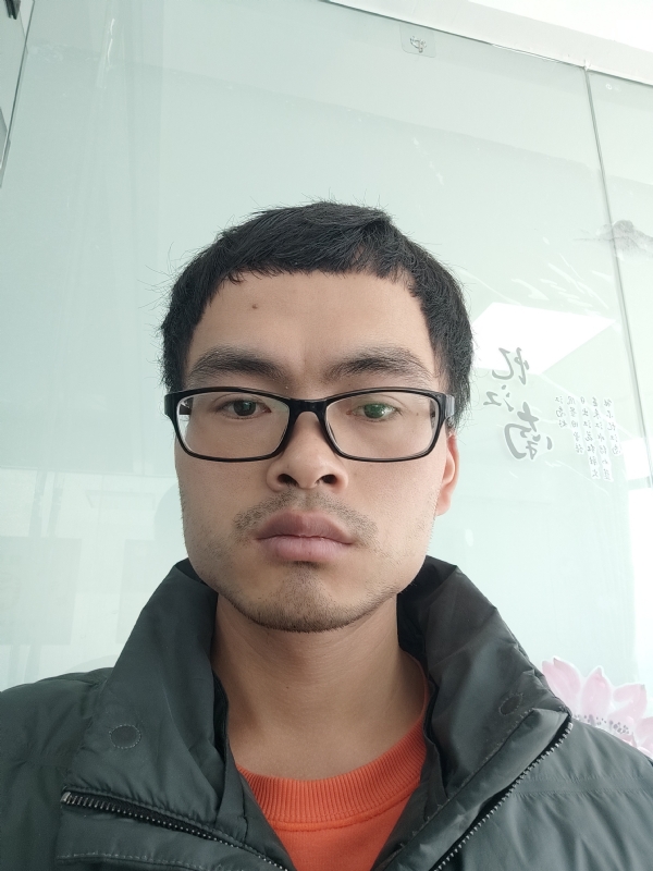 林嘉任的第二张照片--马尾相亲网
