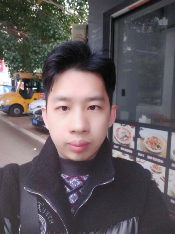 qiuzhiyong的第一张照片--马尾相亲网