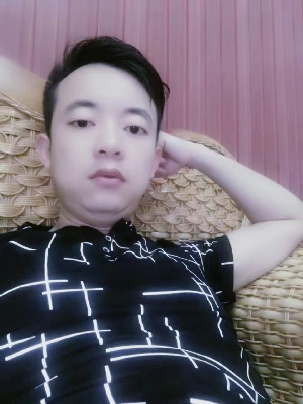 恋上一座城的第一张照片--马尾相亲网