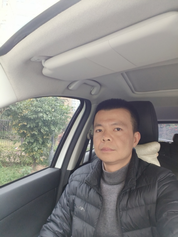 锦瑟的第一张照片--马尾相亲网