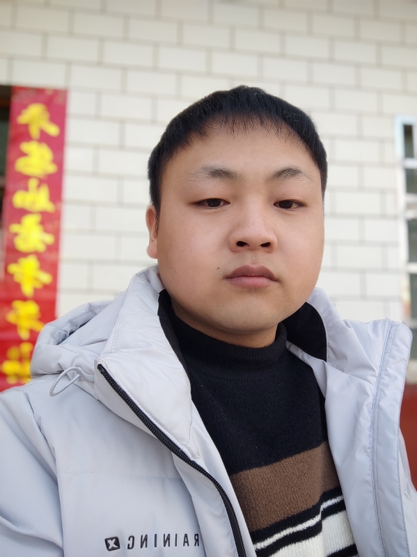 断翅的雄鹰的第二张照片--马尾相亲网