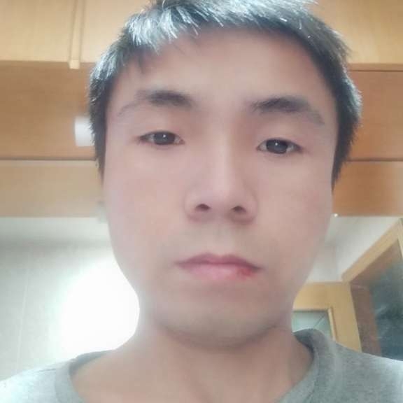 小兔兔的第一张照片--马尾相亲网