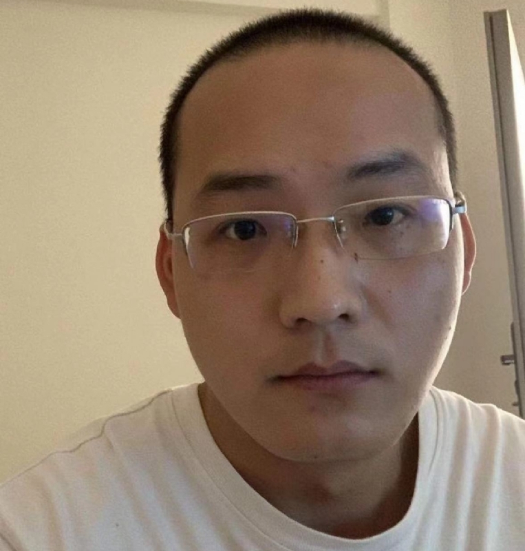 edward的第一张照片--马尾相亲网