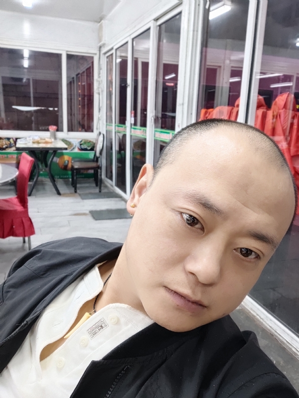 大连相亲的第一张照片--马尾相亲网