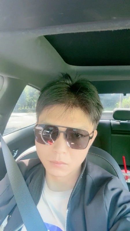 怀念的第一张照片--马尾相亲网