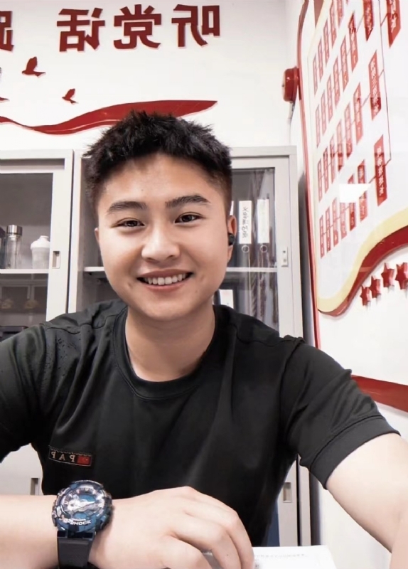 我就在路灯下等你的第一张照片--马尾相亲网