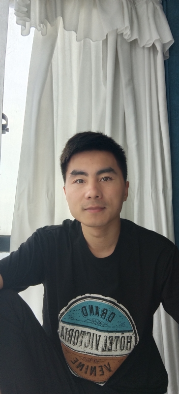 叶秋的第一张照片--马尾相亲网