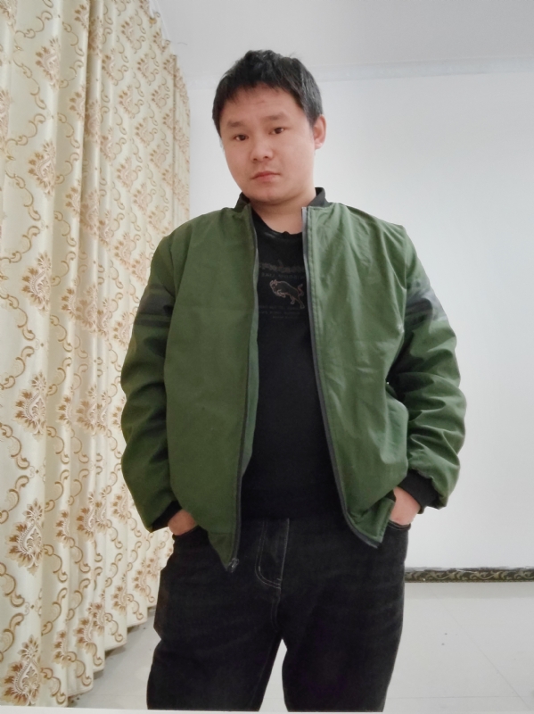 随遇而安的第一张照片--马尾相亲网