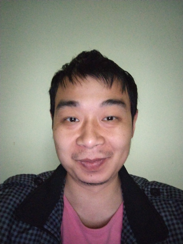 背景的第一张照片--马尾相亲网
