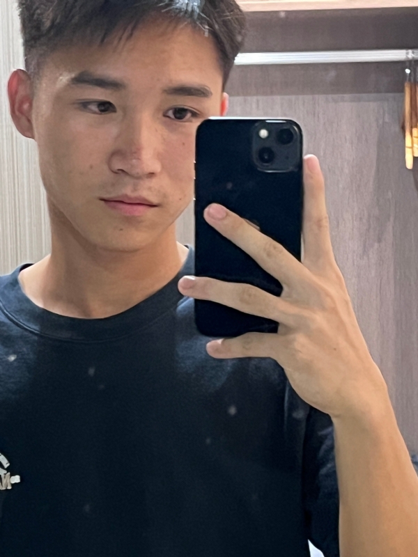 画家的第二张照片--马尾相亲网