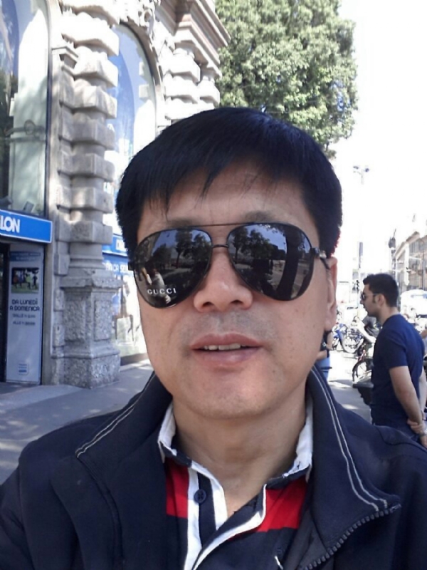 春风的第一张照片--马尾相亲网