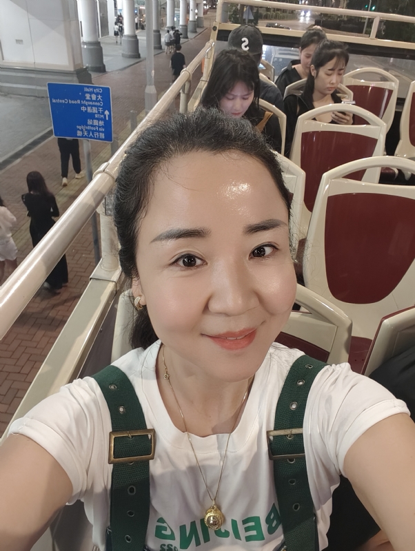 燕子的第一张照片--马尾相亲网