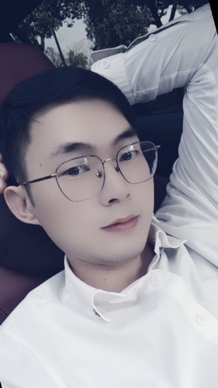 哈哈的第一张照片--马尾相亲网