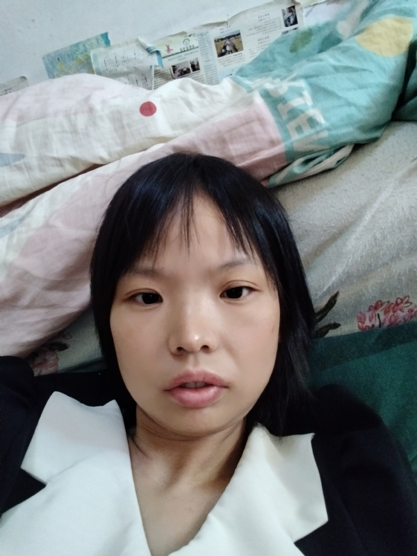 可爱的第三张照片--马尾相亲网