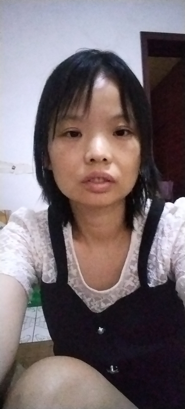 可爱的第四张照片--马尾相亲网