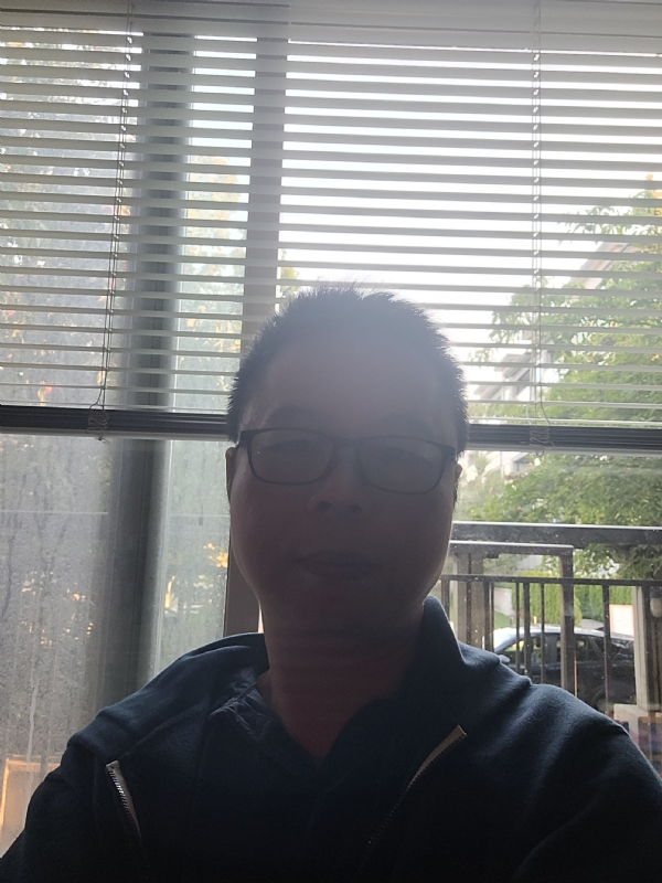 yin的第一张照片--马尾相亲网