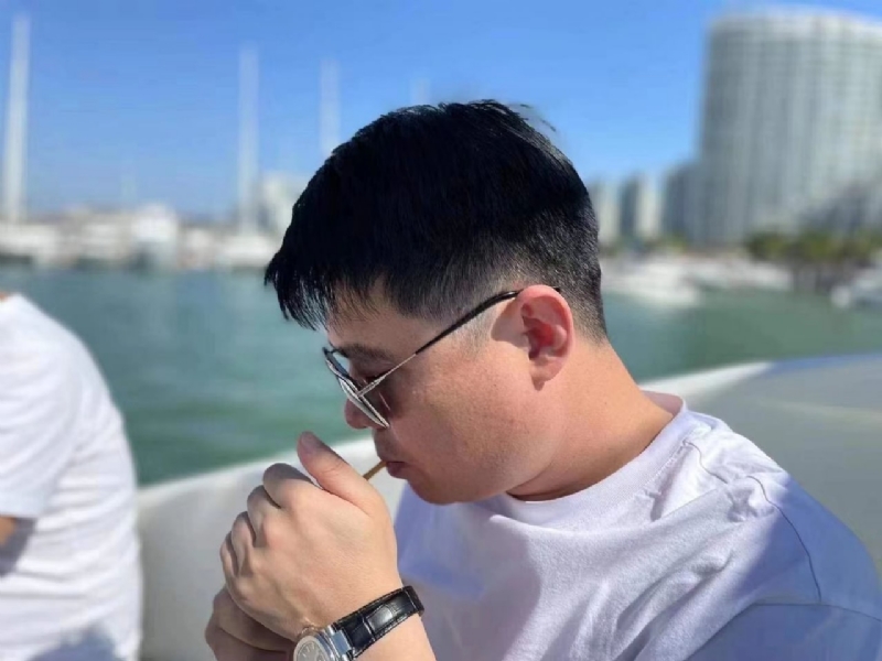 魔盒的第二张照片--马尾相亲网