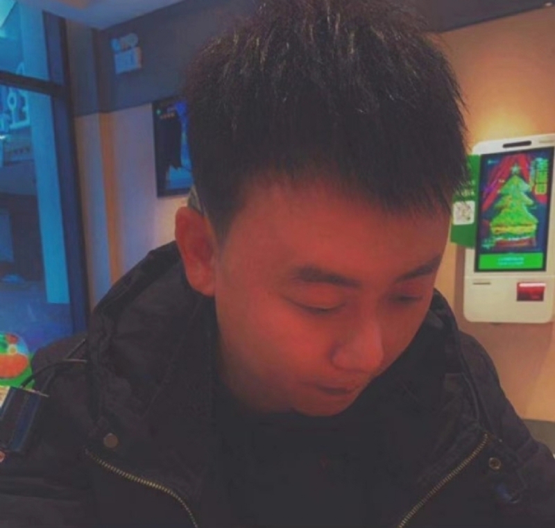 不知道起什么名字的第一张照片--马尾相亲网