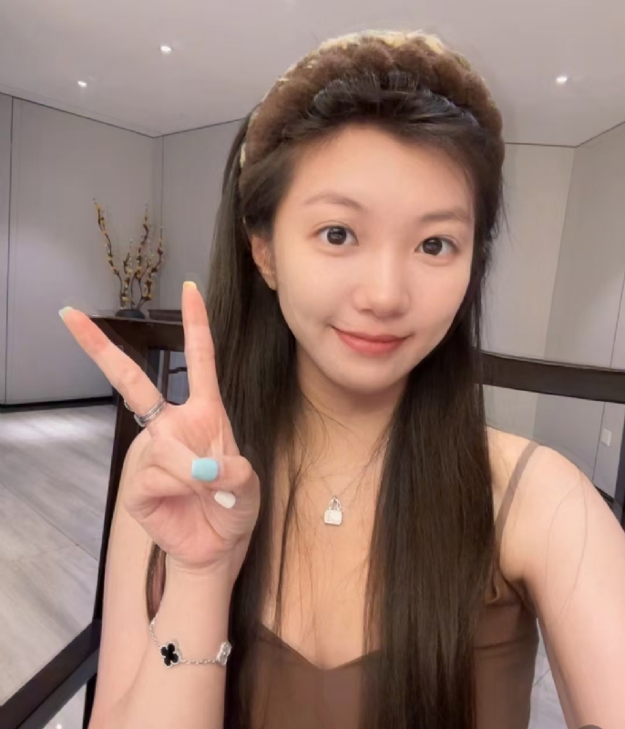 歌谣的第一张照片--马尾相亲网