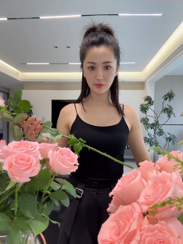 喜糖的第一张照片--马尾相亲网