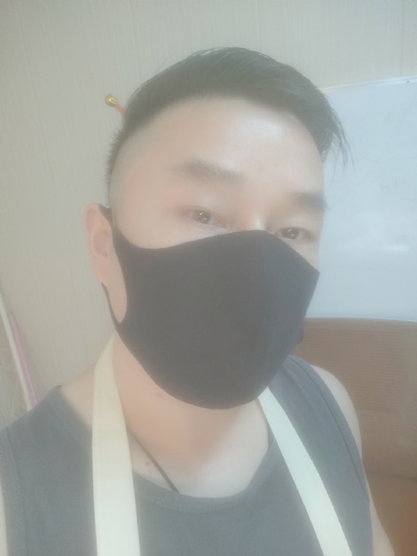 Poluk秦的第二张照片--马尾相亲网