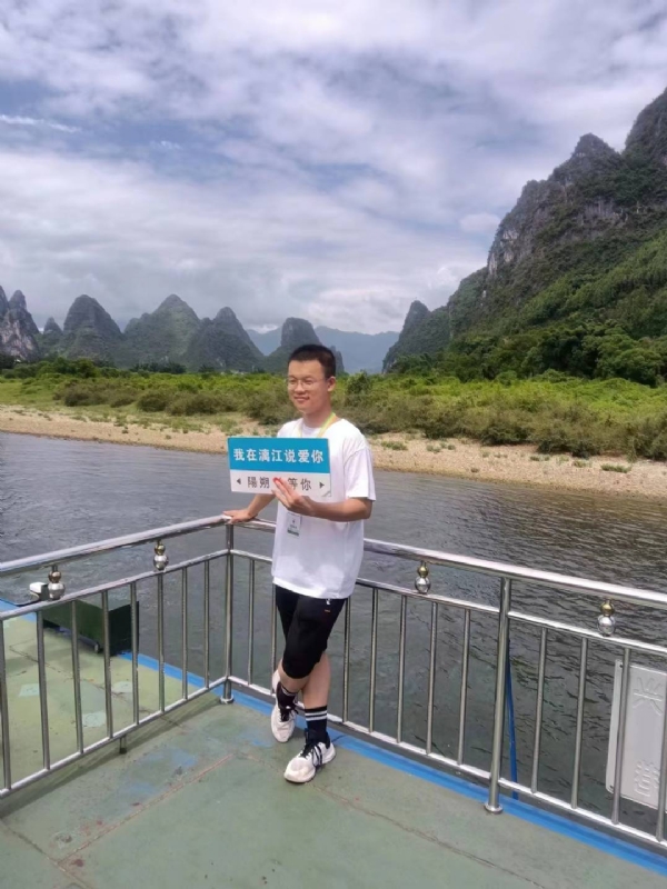 决胜时刻的第一张照片--马尾相亲网