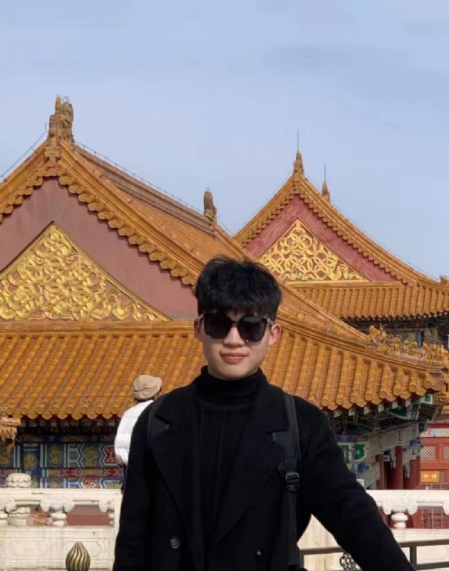 满目星辰的第二张照片--马尾相亲网