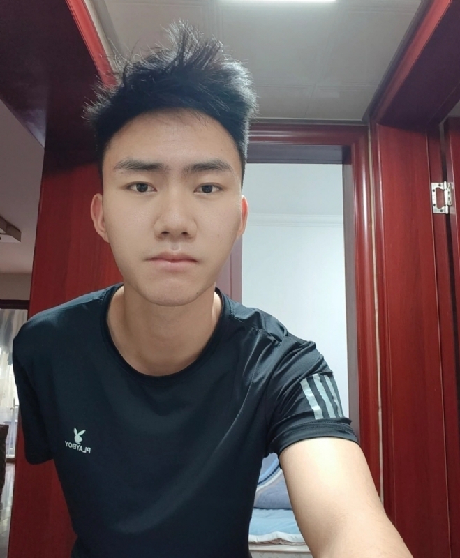 我要飞的更高的第一张照片--马尾相亲网