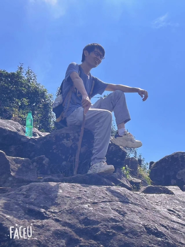 落叶之秋的第二张照片--马尾相亲网