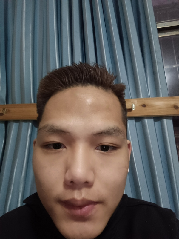 王浩宇的第一张照片--马尾相亲网