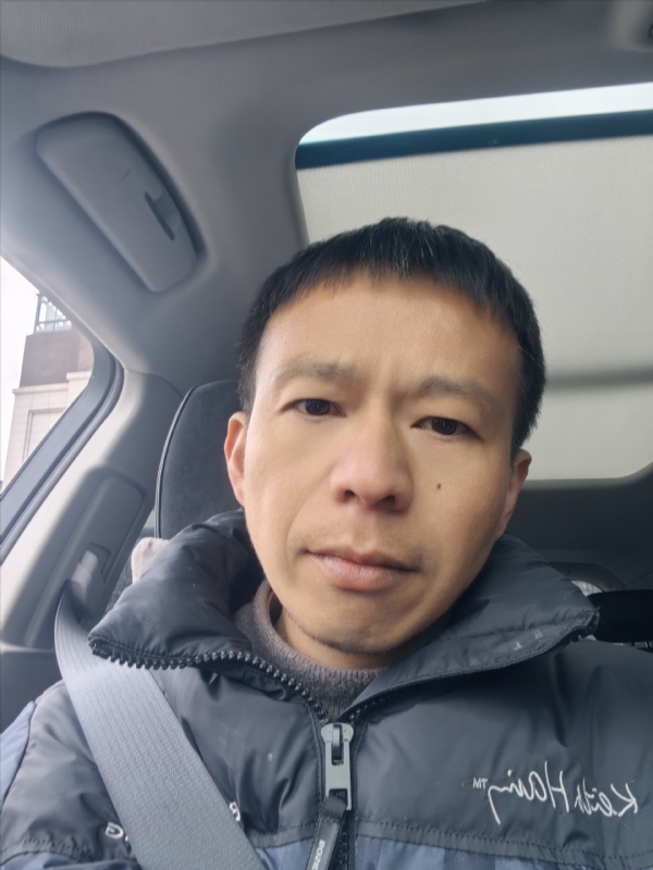 白开水的第一张照片--马尾相亲网