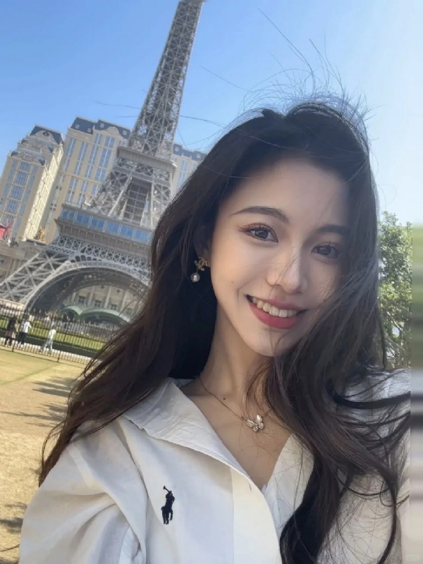 Anna的第一张照片--马尾相亲网
