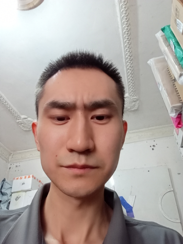 西门吹雪的第二张照片--马尾相亲网